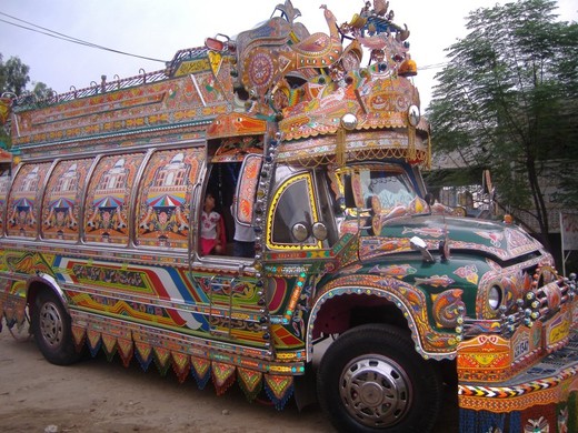 Bus_v_Pakistanu_12.jpg